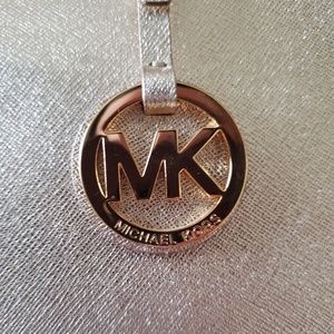 MICHAEL KORS LARGE PURSE!